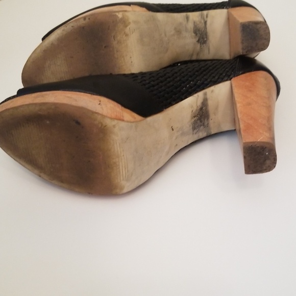 Banana Republic Black Leather Woven Booties - Picture 8 of 8